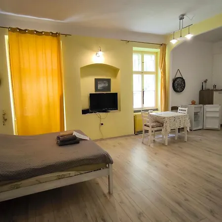Apartment Retro Center