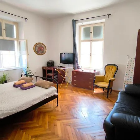 Apartamento Retro Center