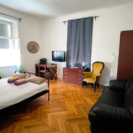 Apartamento Retro Center